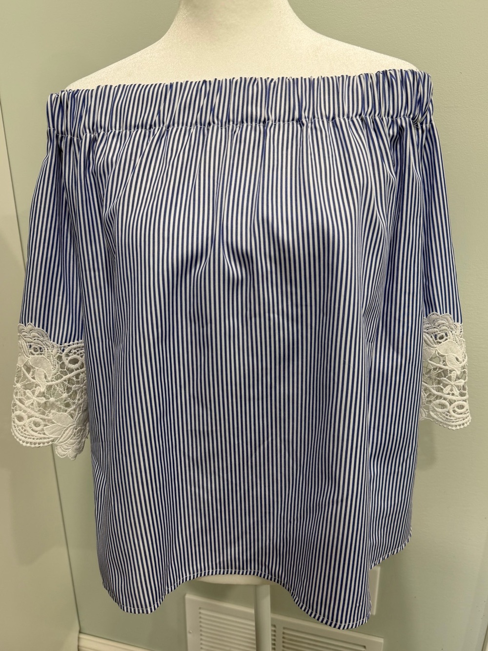 Girl Evolution Women’s Blue White Stripe Off Shoulder Blouse Lace Sleeve Medium